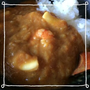 魚介たっぷりな本格的シーフードカレー